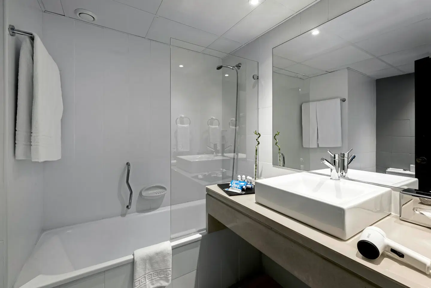 TRYP by Wyndham Lisboa Caparica Mar Badezimmer