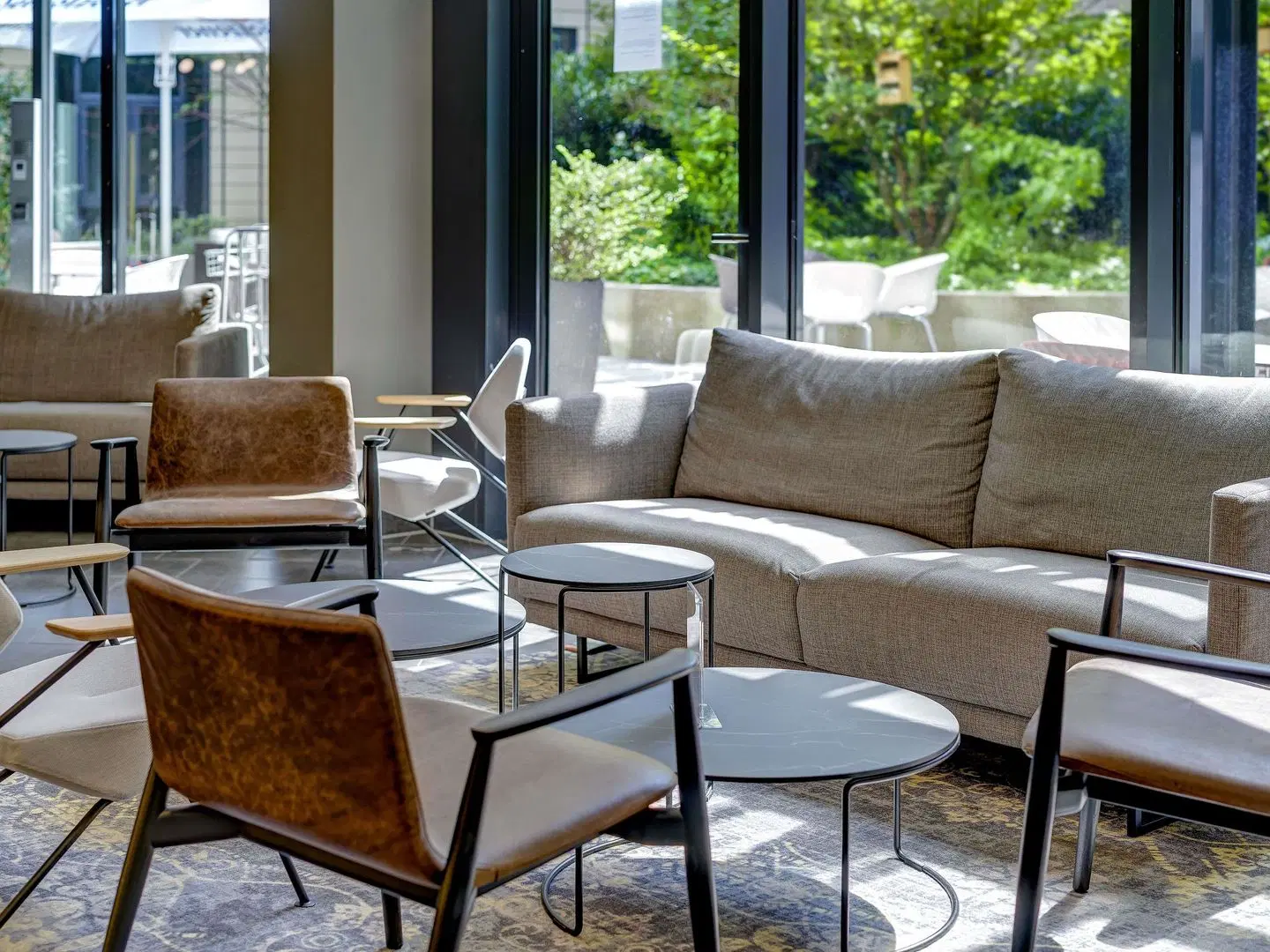 Novotel Suites Munich Parkstadt Schwabing Hotel LOUNGE_LOBBY