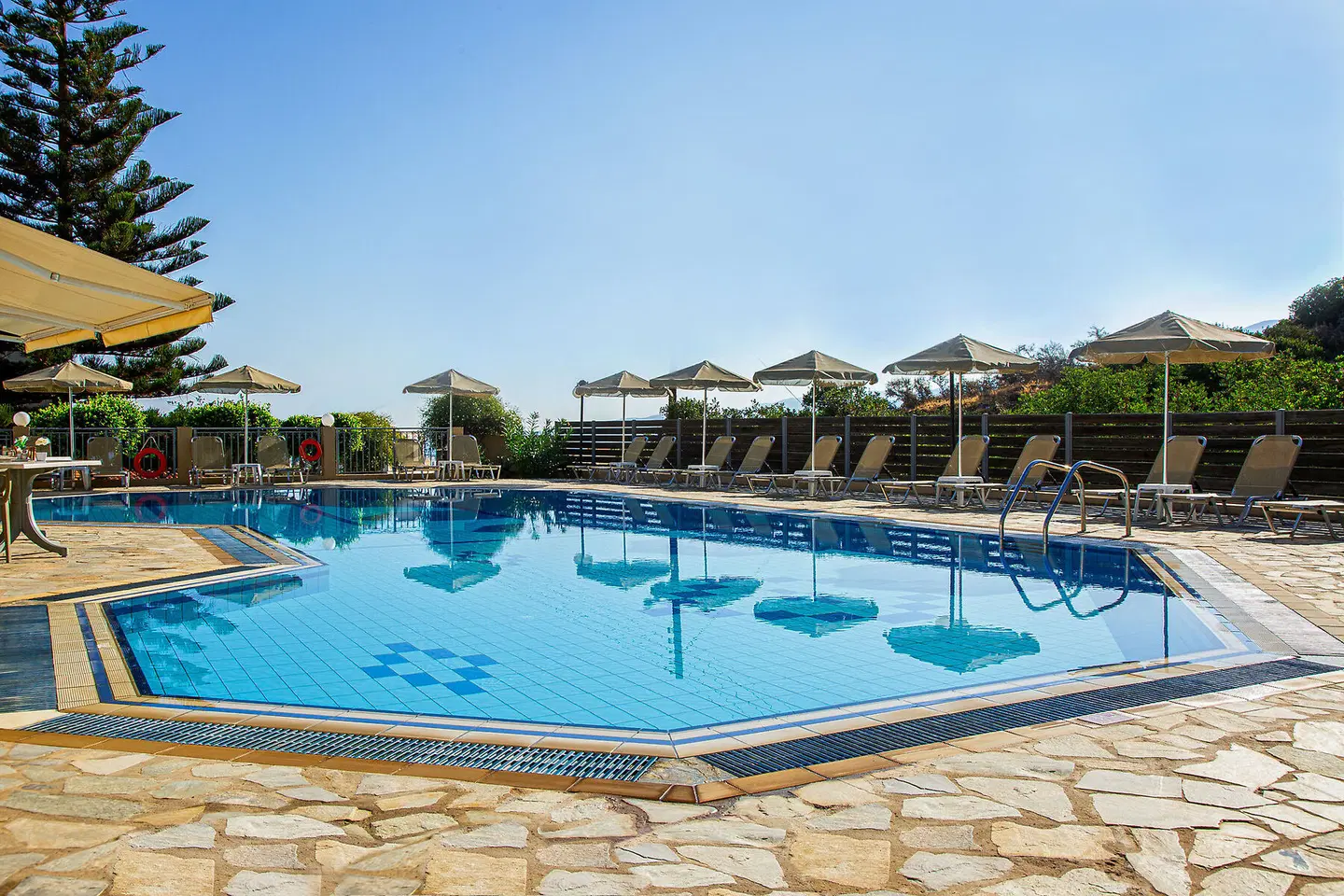 Villa Mare Monte ApartHotel OUTDOOR_POOL