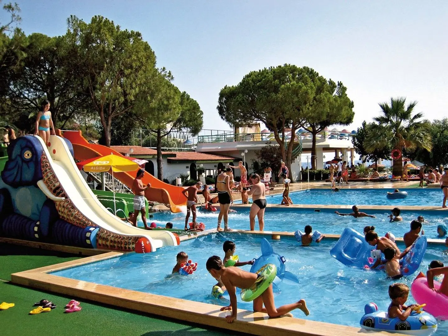 Grand Efe OUTDOOR_POOL