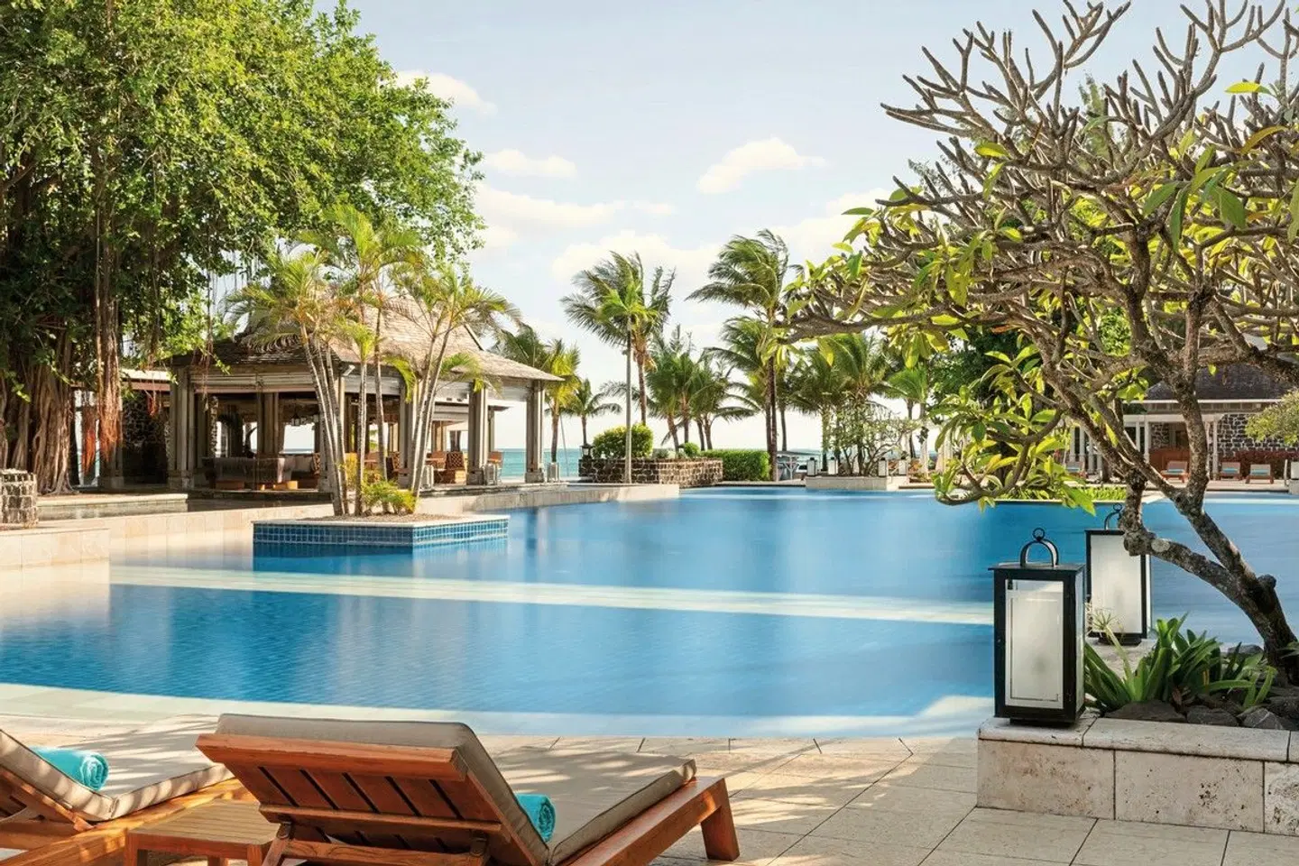 The St. Regis Le Morne Resort, Mauritius OUTDOOR_POOL