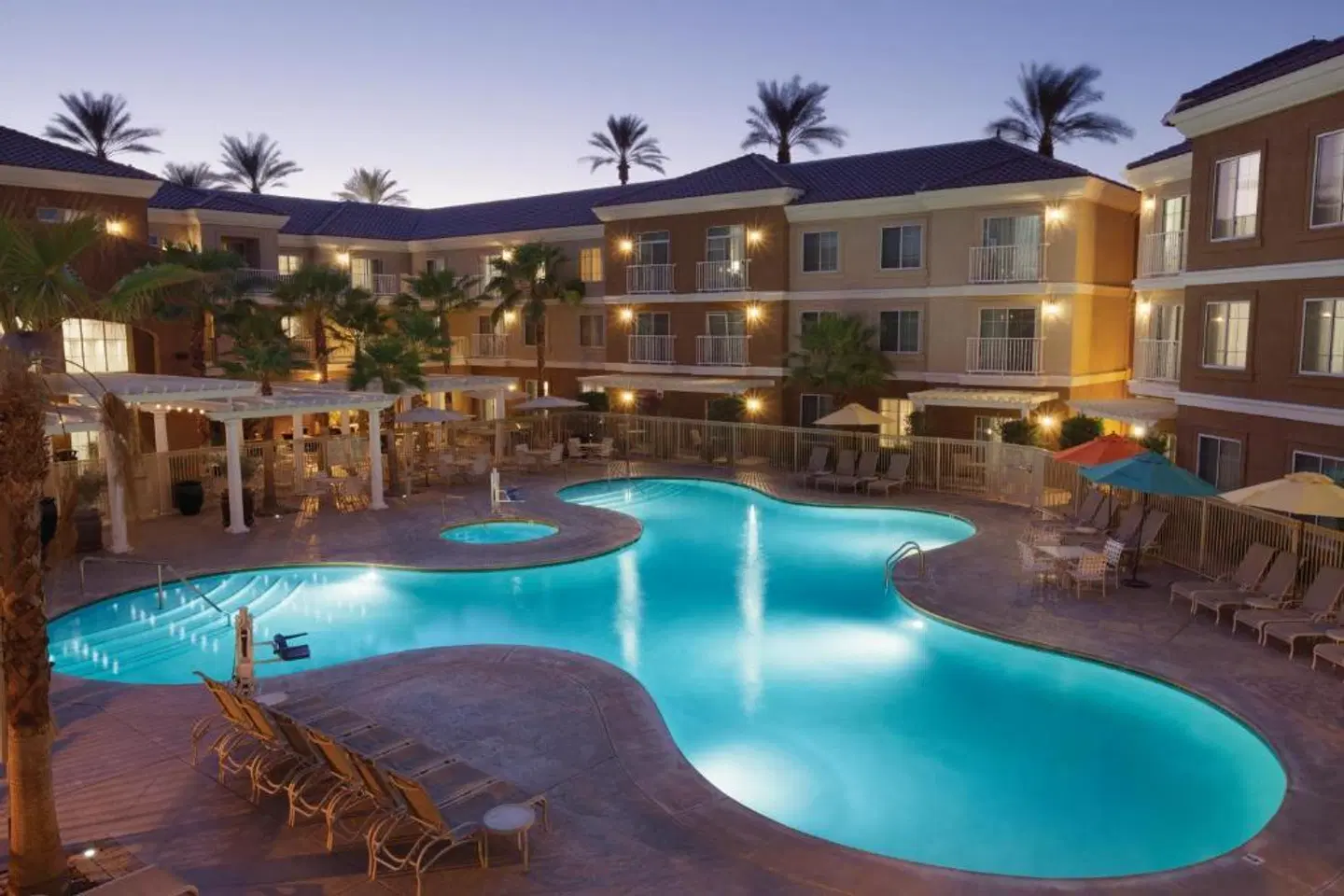 Homewood Suites by Hilton La Quinta OUTDOOR_POOL