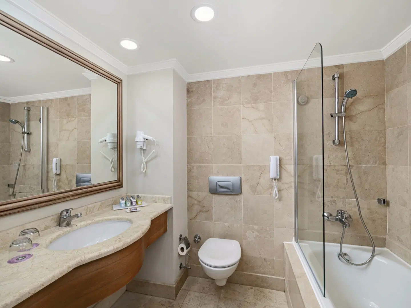 IC Hotels Green Palace & Villas Badezimmer