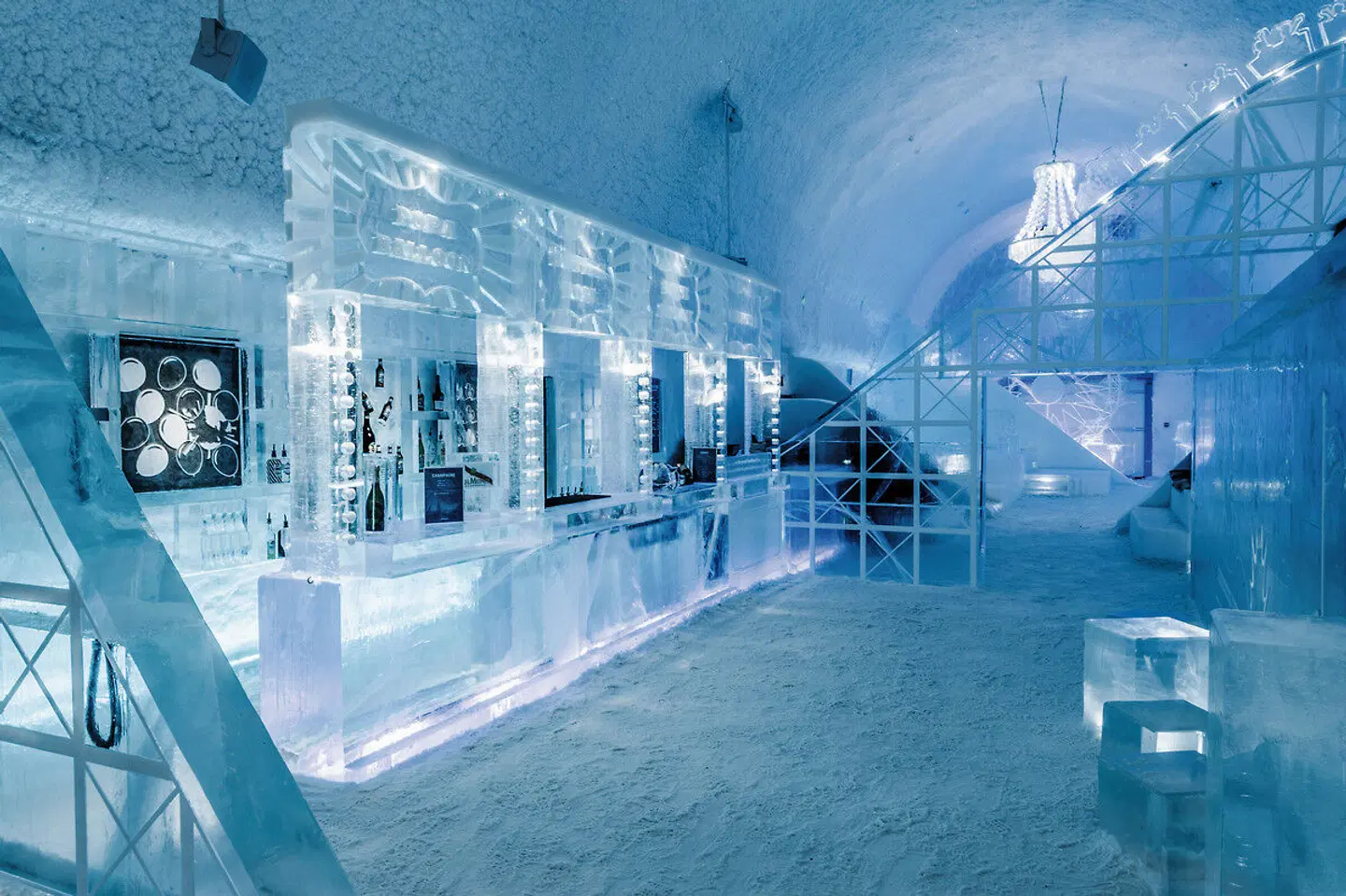 ICEHOTEL Jukkasjärvi LOUNGE_LOBBY