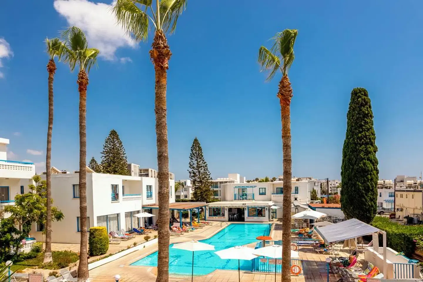 Kefalonitis Hotel Apartments OUTDOOR_POOL