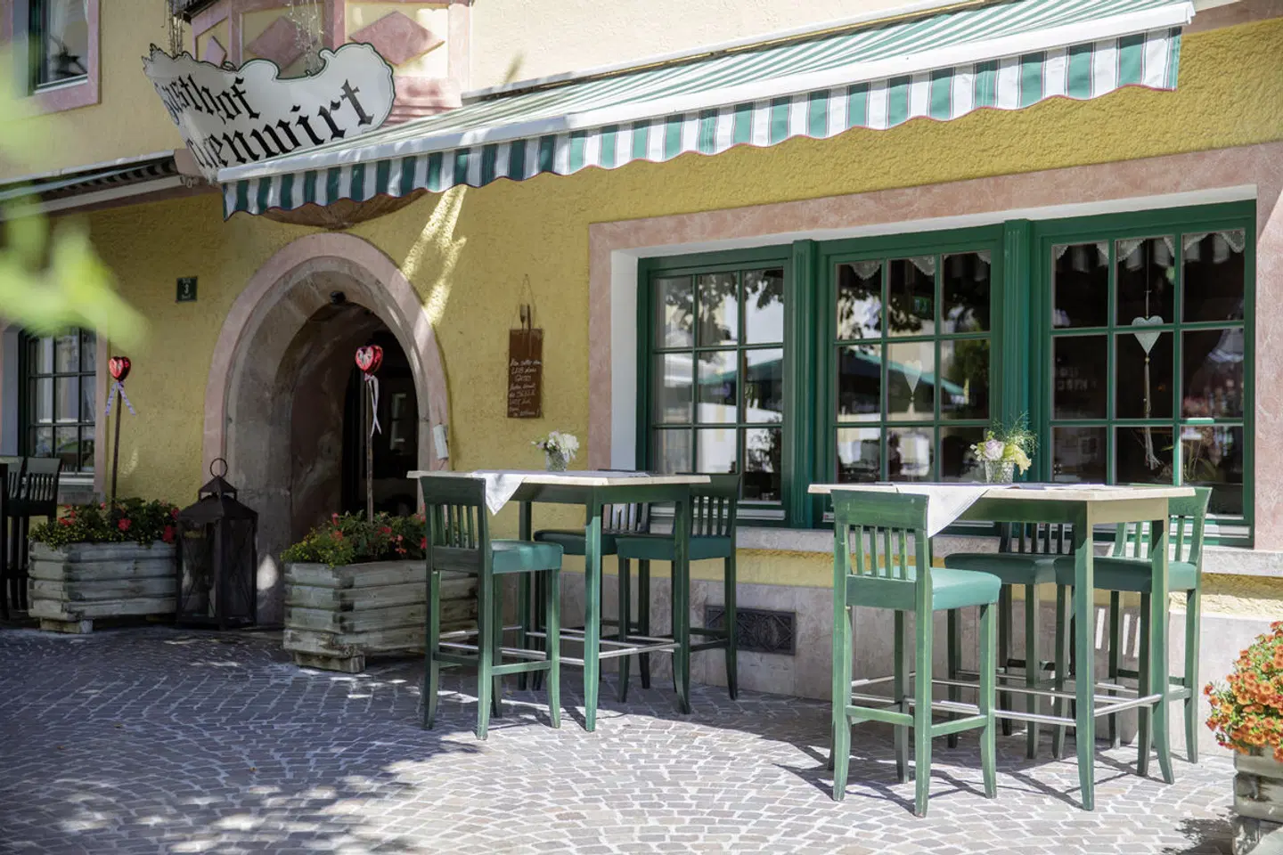 Der Kirchenwirt Bar