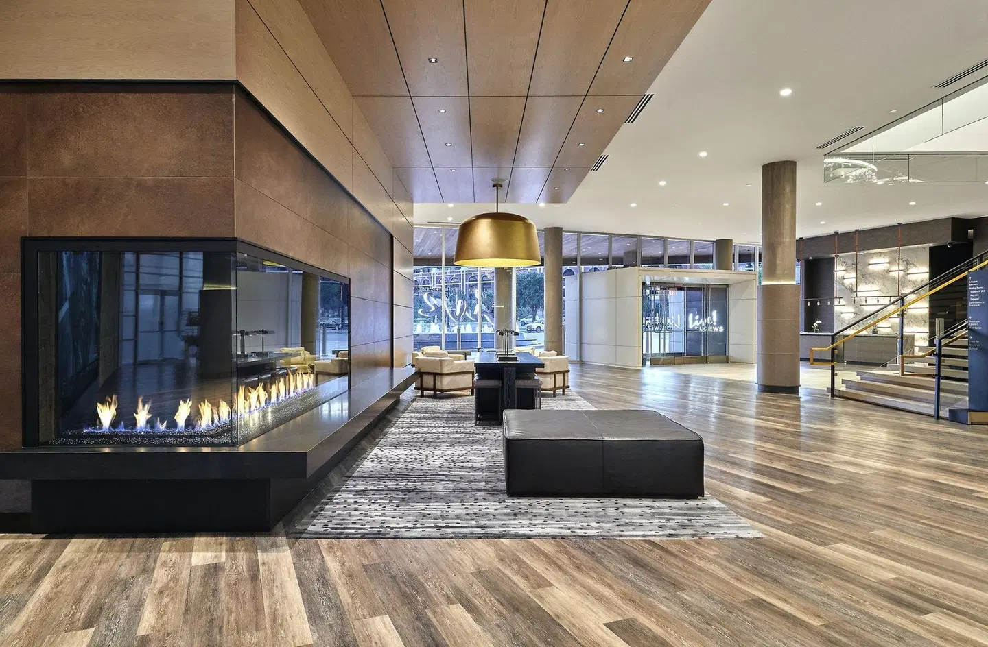 Live! by Loews - Arlington, TX LOUNGE_LOBBY