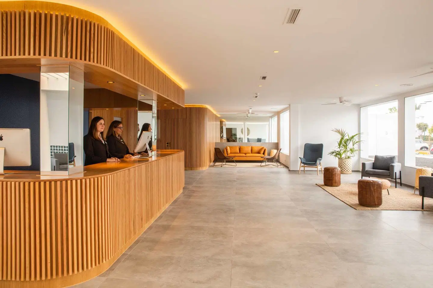 Oasis Lanz Beach Mate LOUNGE_LOBBY