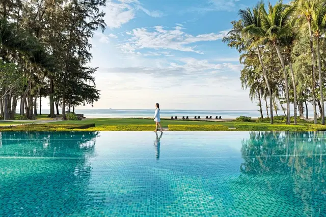 Dusit Thani Krabi Beach Resort OUTDOOR_POOL