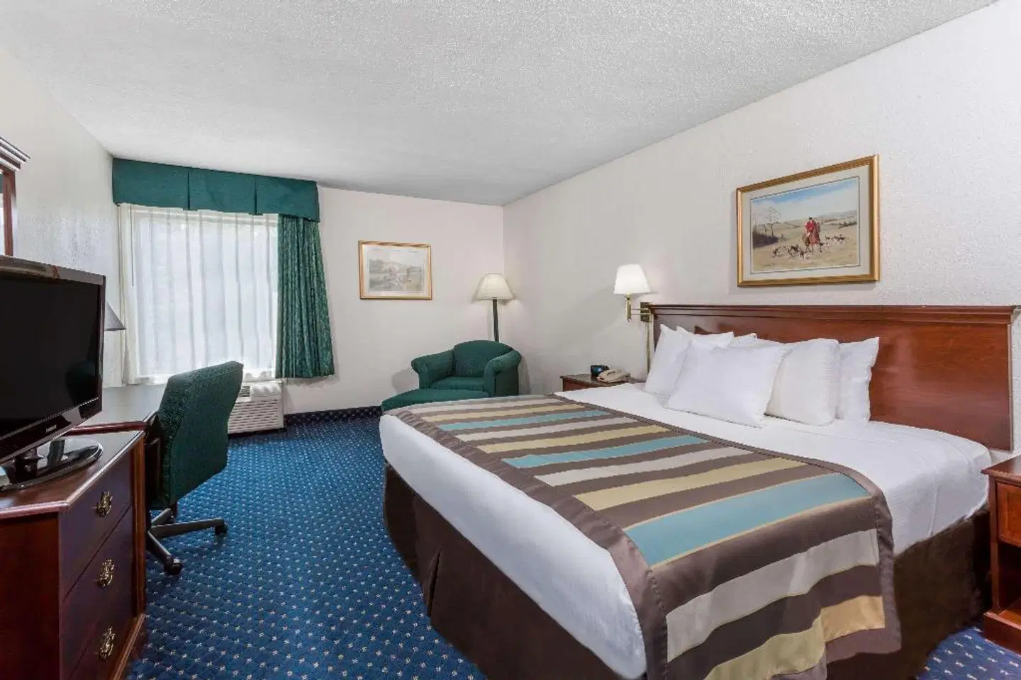 Baymont by Wyndham Greensboro/Coliseum ROOM_EXAMPLE