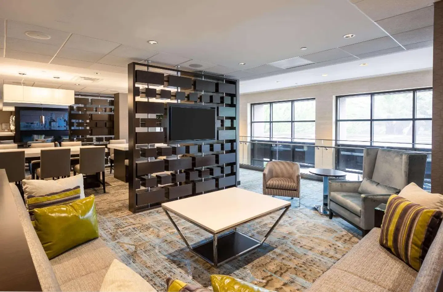 DoubleTree by Hilton Hotel & Suites Houston by the Galleria LOUNGE_LOBBY