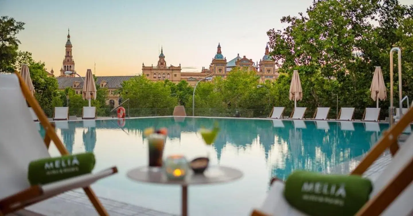 The Level at Meliá Sevilla OUTDOOR_POOL