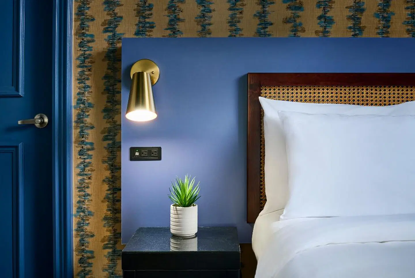 Victoria ROOM_EXAMPLE