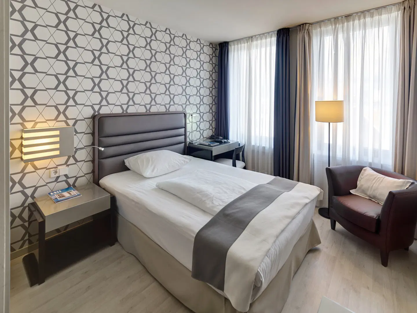 H10 Berlin Ku'Damm ROOM_EXAMPLE