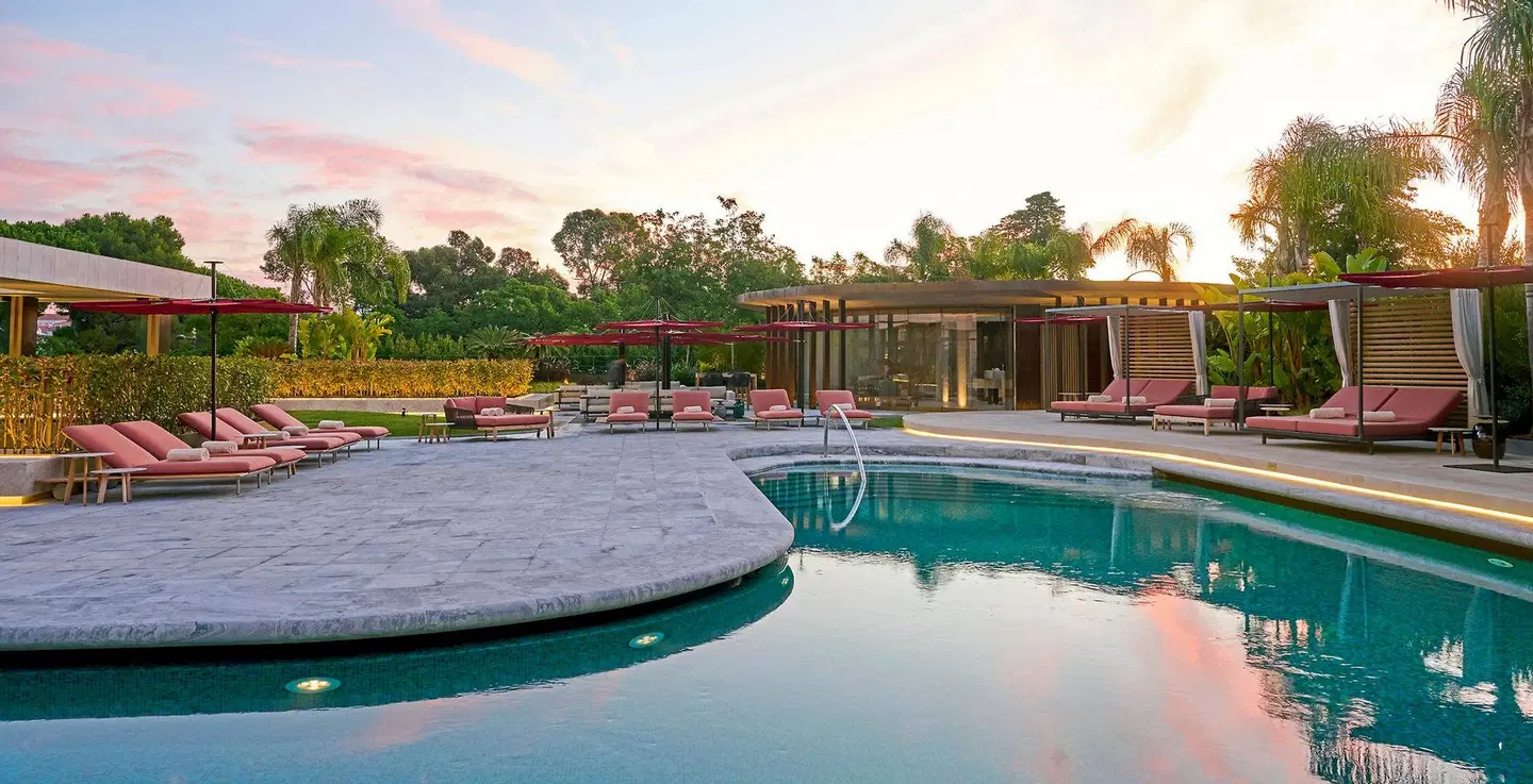 Four Seasons Hotel Ritz Lisbon OUTDOOR_POOL