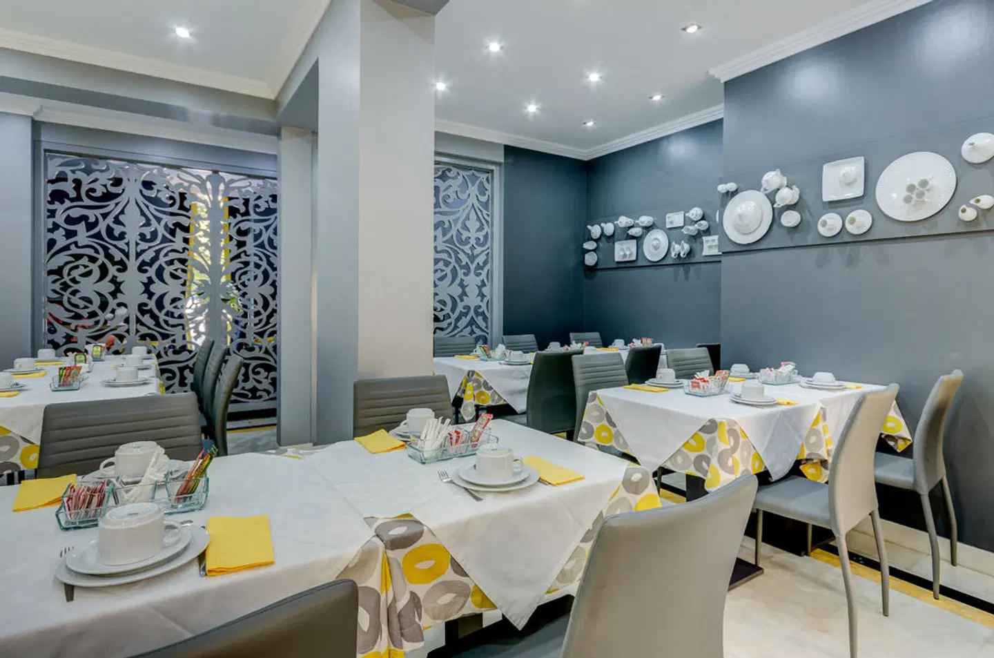 Avenida Park Restaurant