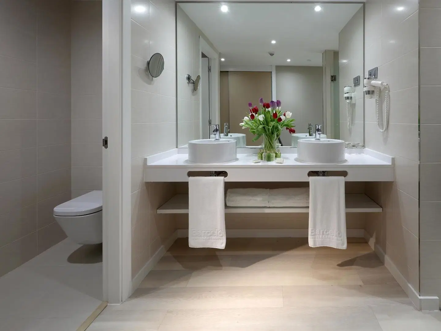 Barceló Bilbao Nervión Badezimmer