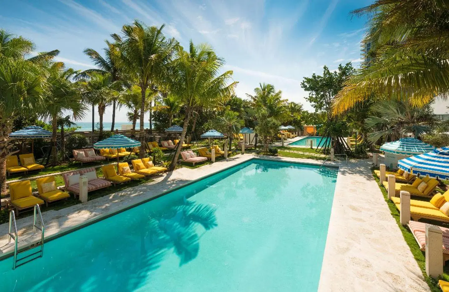 The Confidante Miami Beach OUTDOOR_POOL