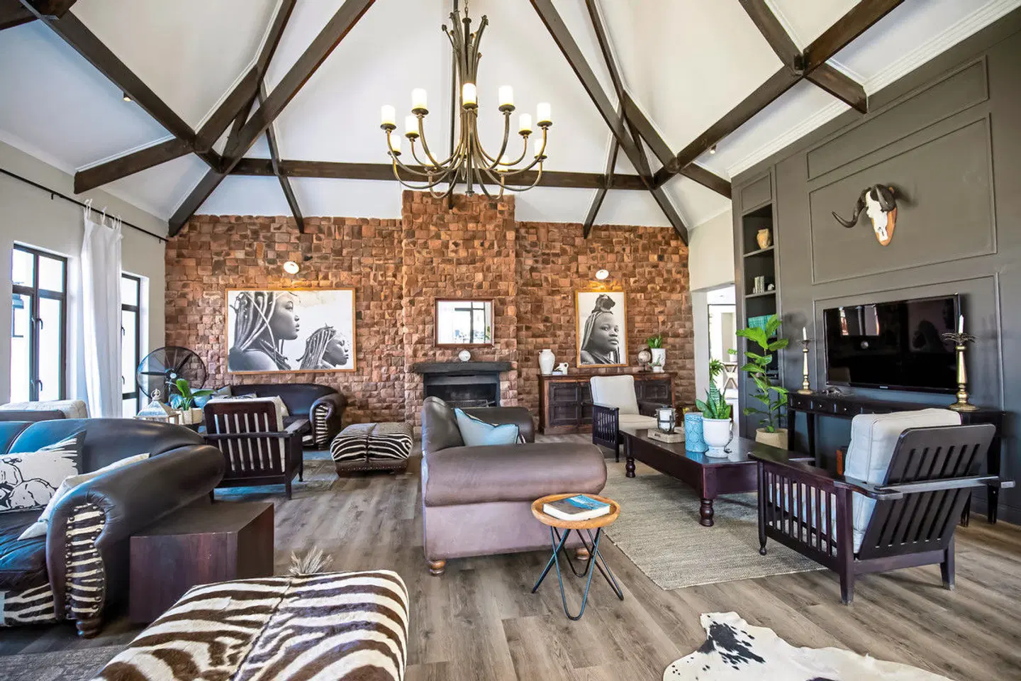 Otjiwa Safari Lodge LOUNGE_LOBBY