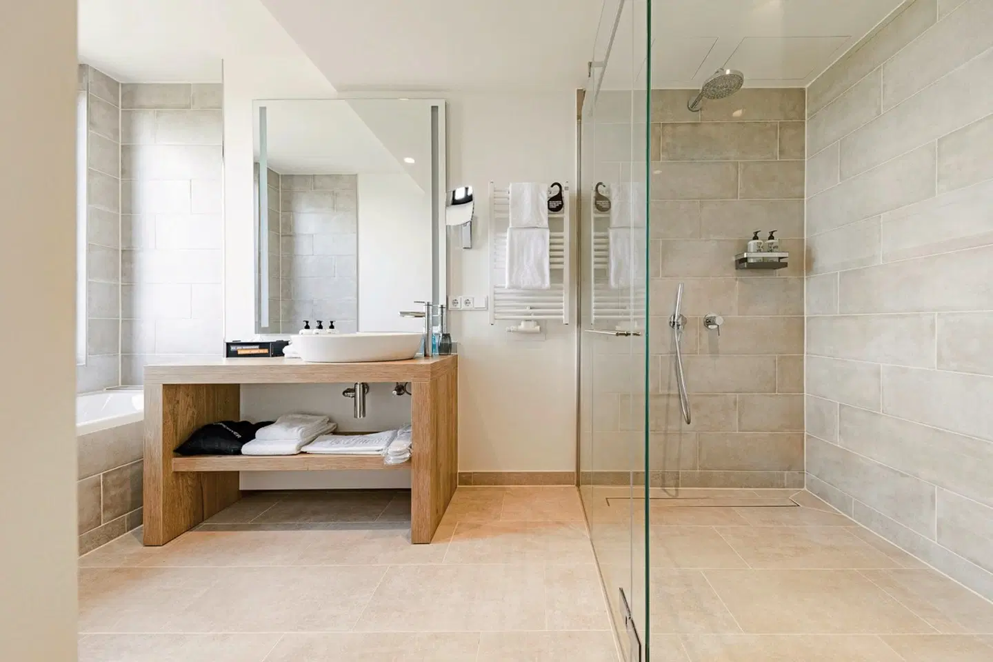 arborea Marina Resort Neustadt Badezimmer