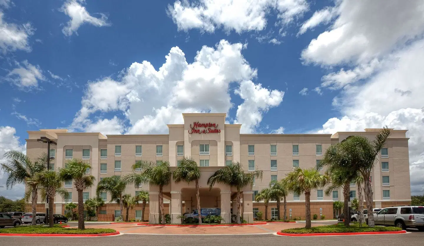Hampton Inn & Suites McAllen EXTERIOR