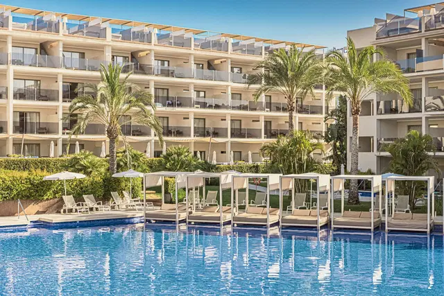 Zafiro Palace Palmanova OUTDOOR_POOL