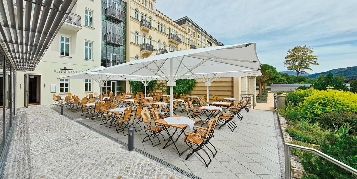 Hotel Elbresidenz an der Therme Bad Schandau Terrasse