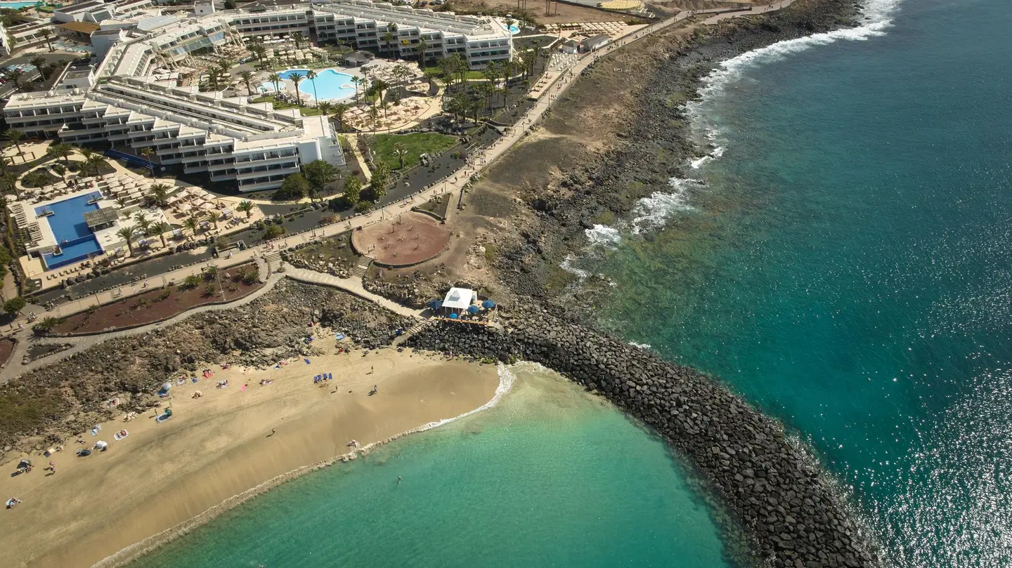 Dreams Lanzarote Playa Dorada Resort & Spa BEACH
