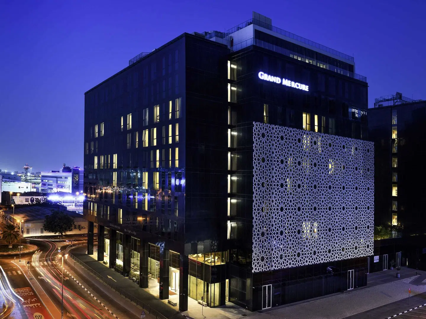 Grand Mercure Dubai City EXTERIOR