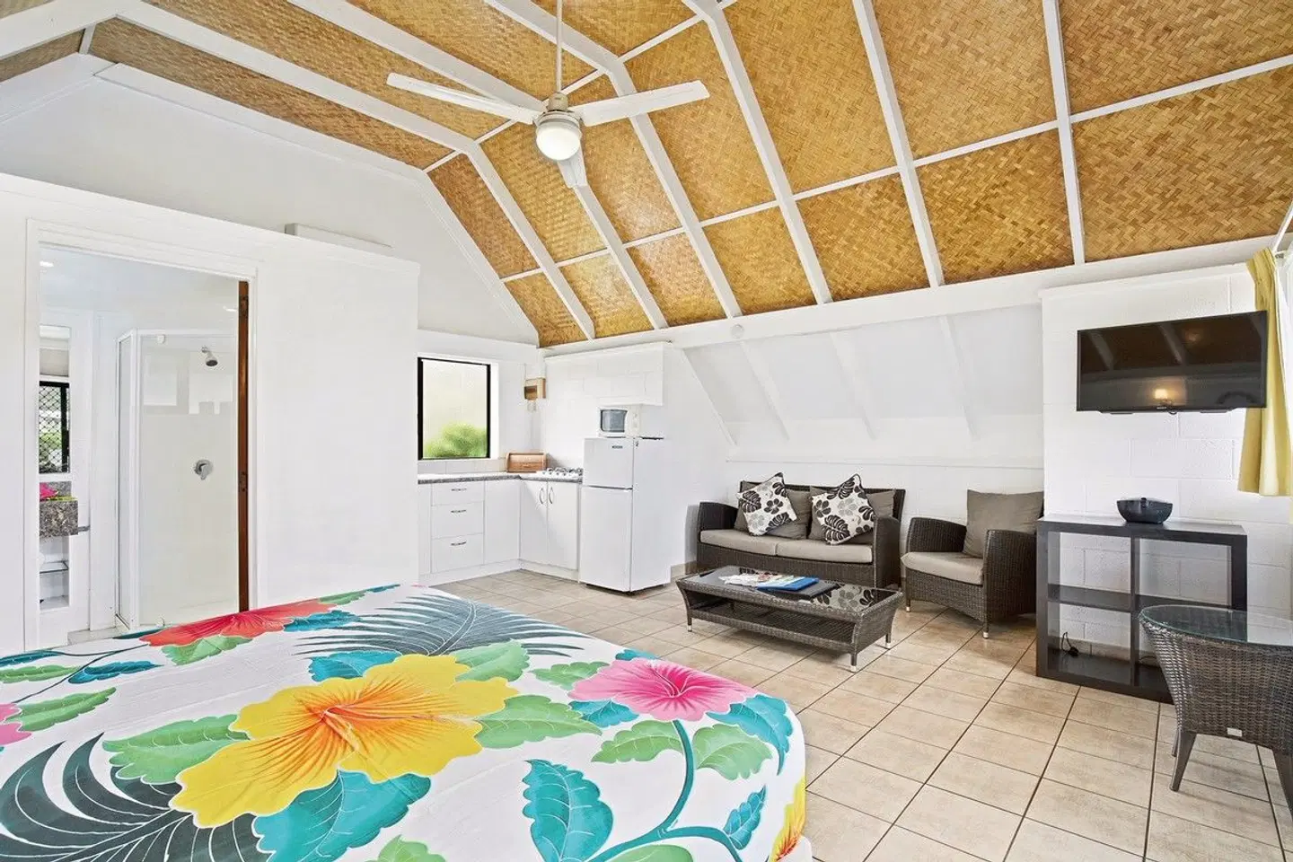 Palm Grove SPORTS_AND_LEISURE