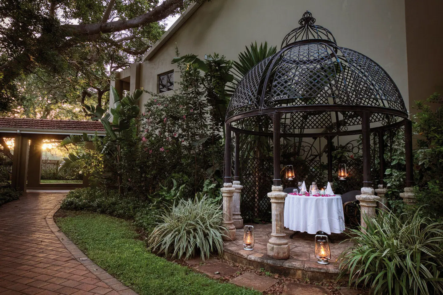 Ghost Mountain Inn Garten