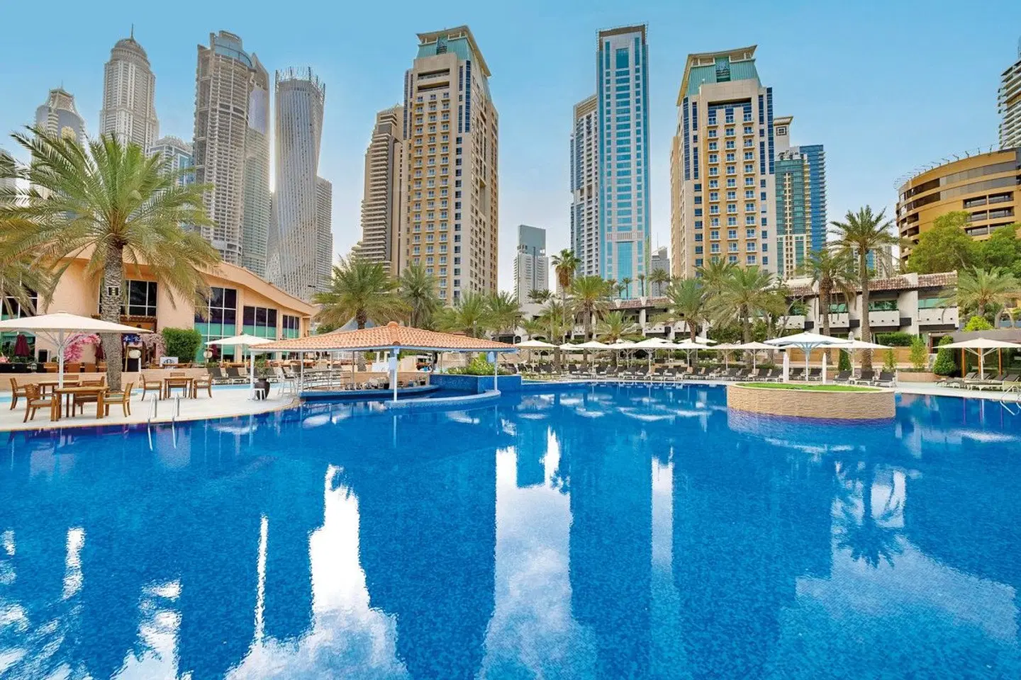 Al Habtoor Grand Resort, Autograph Collection OUTDOOR_POOL