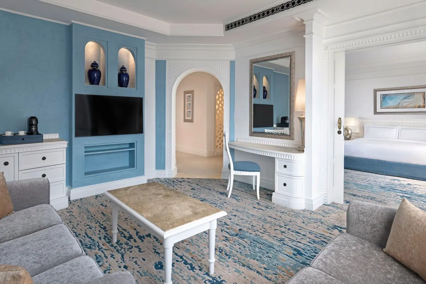 Al Habtoor Grand Resort, Autograph Collection ROOM_EXAMPLE