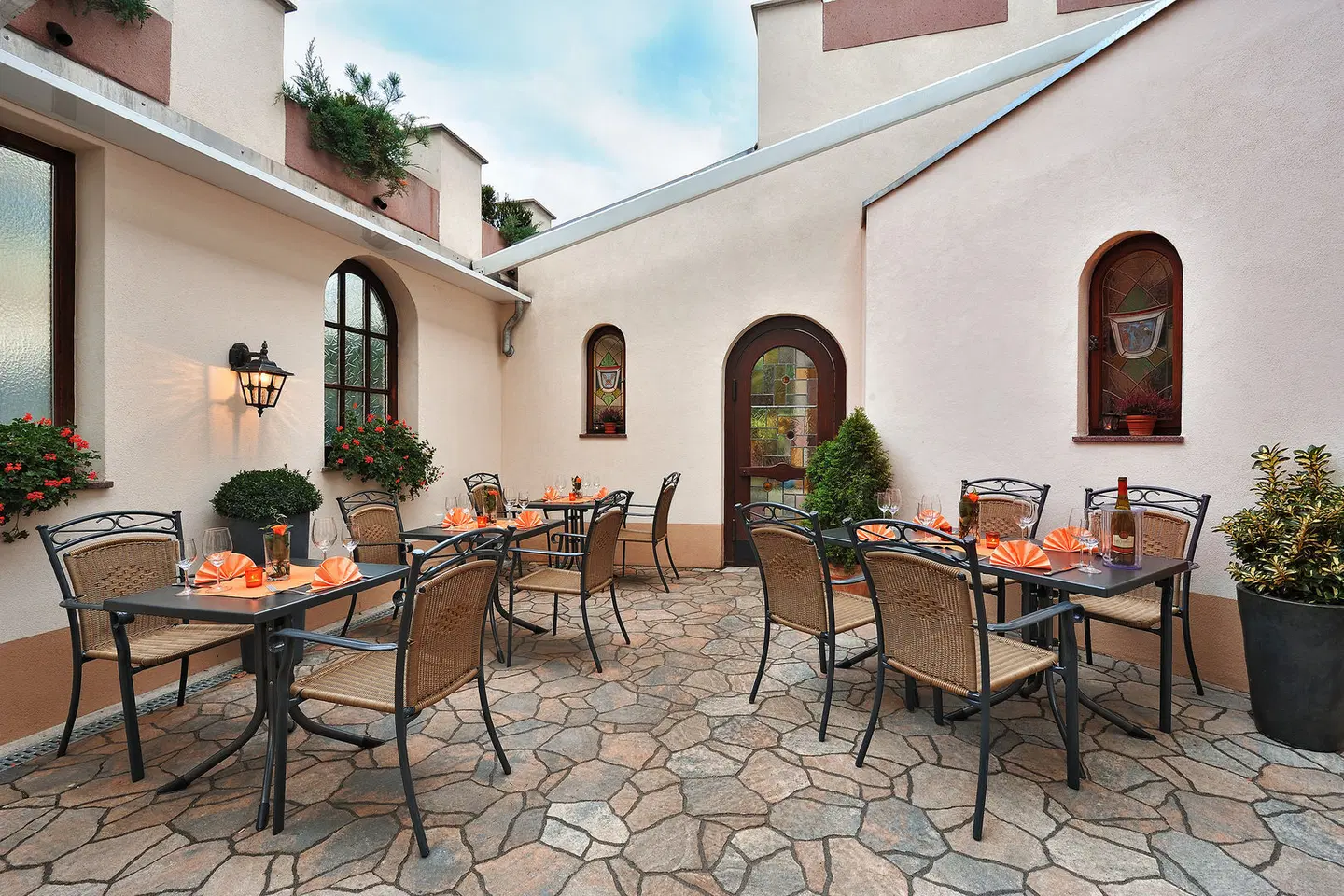 Hotel Altdeutsche Weinstube Terrasse