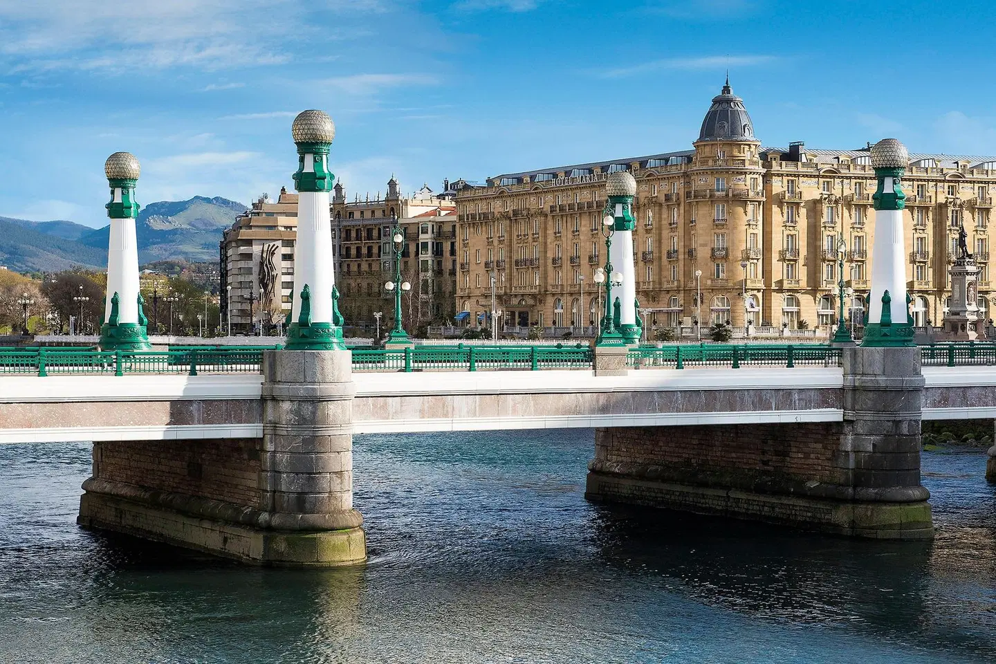 Hotel Maria Cristina, a Luxury Collection Hotel, San Sebastian BEACH