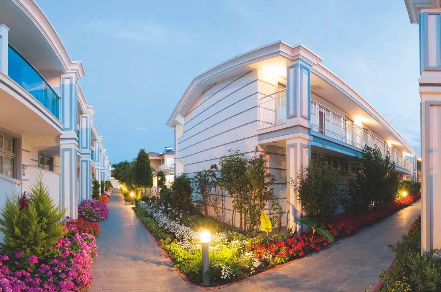 Sun Club Side EXTERIOR