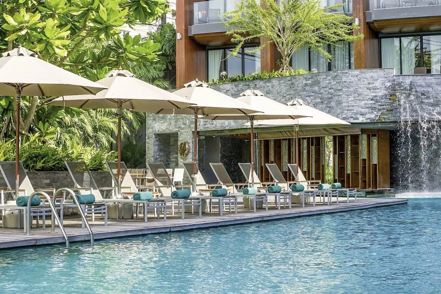 KC Grande Resort & Spa OUTDOOR_POOL