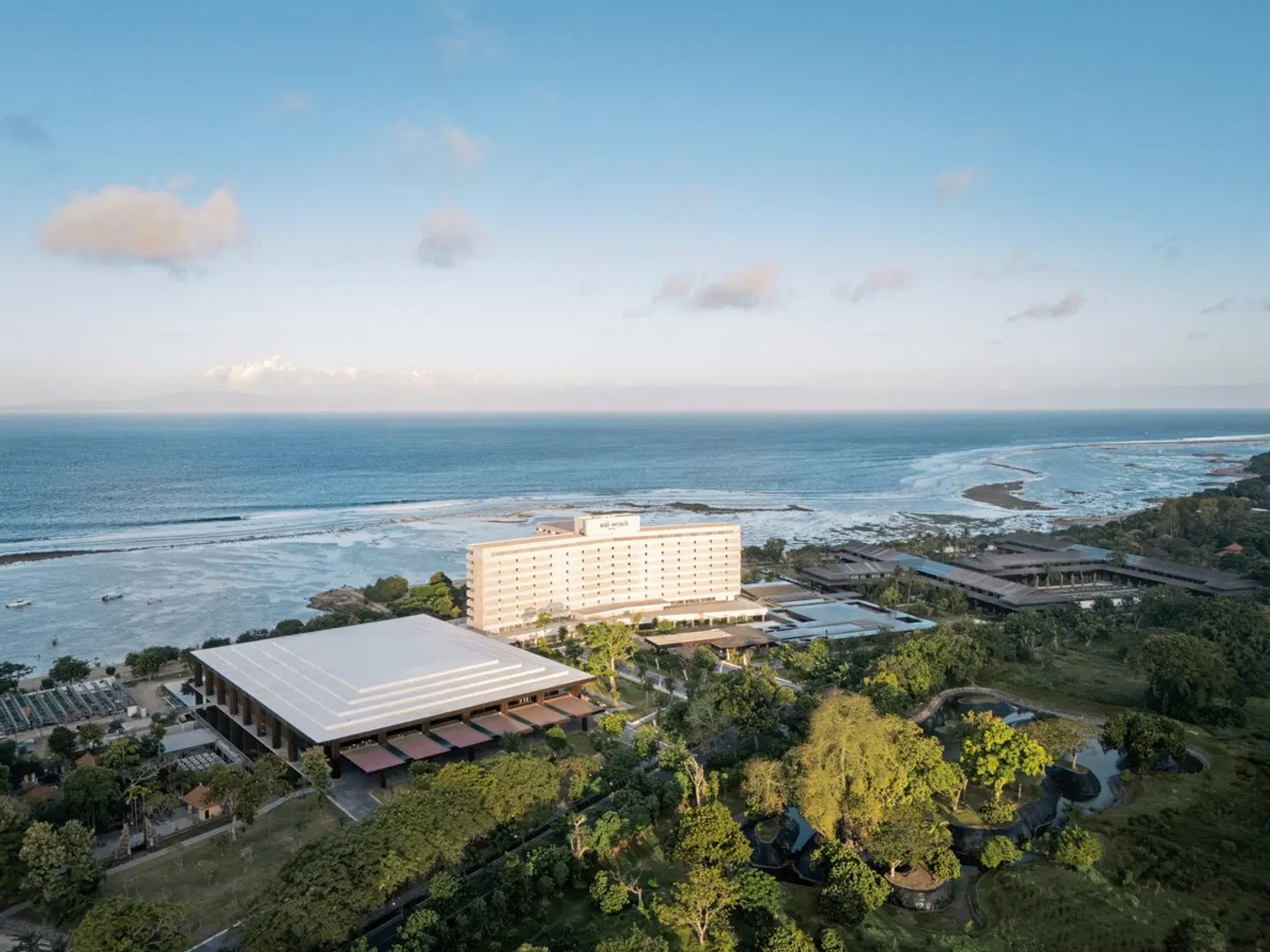 Bali Beach Hotel Sanur BEACH