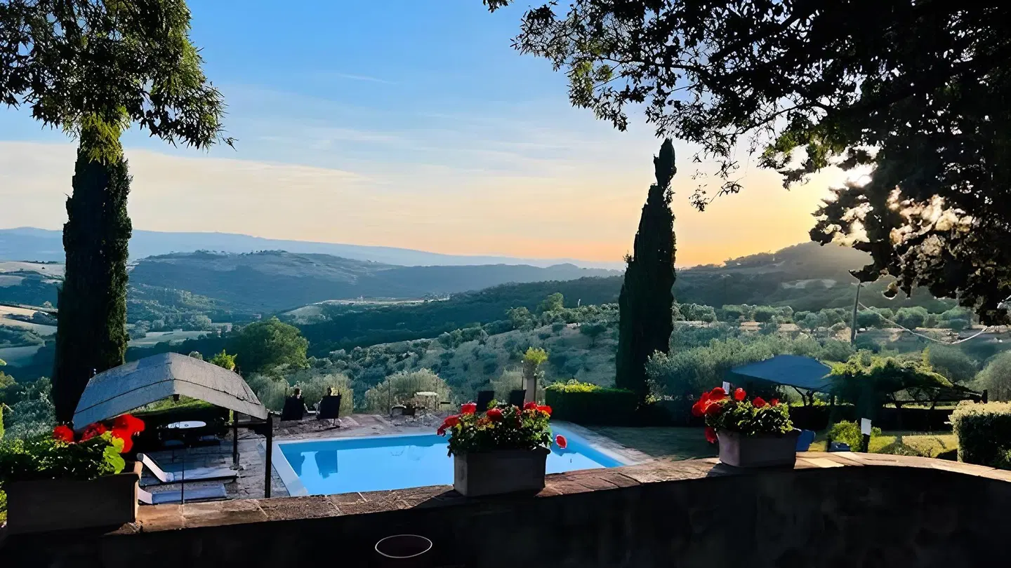 Agriturismo Di Charme La Ghirlanda OUTDOOR_POOL