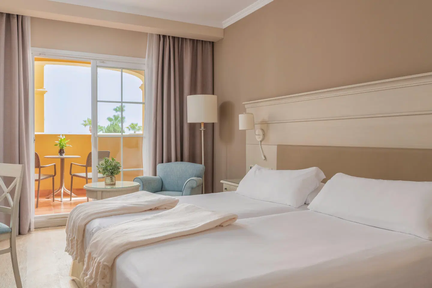 Iberostar Waves Málaga Playa ROOM_EXAMPLE