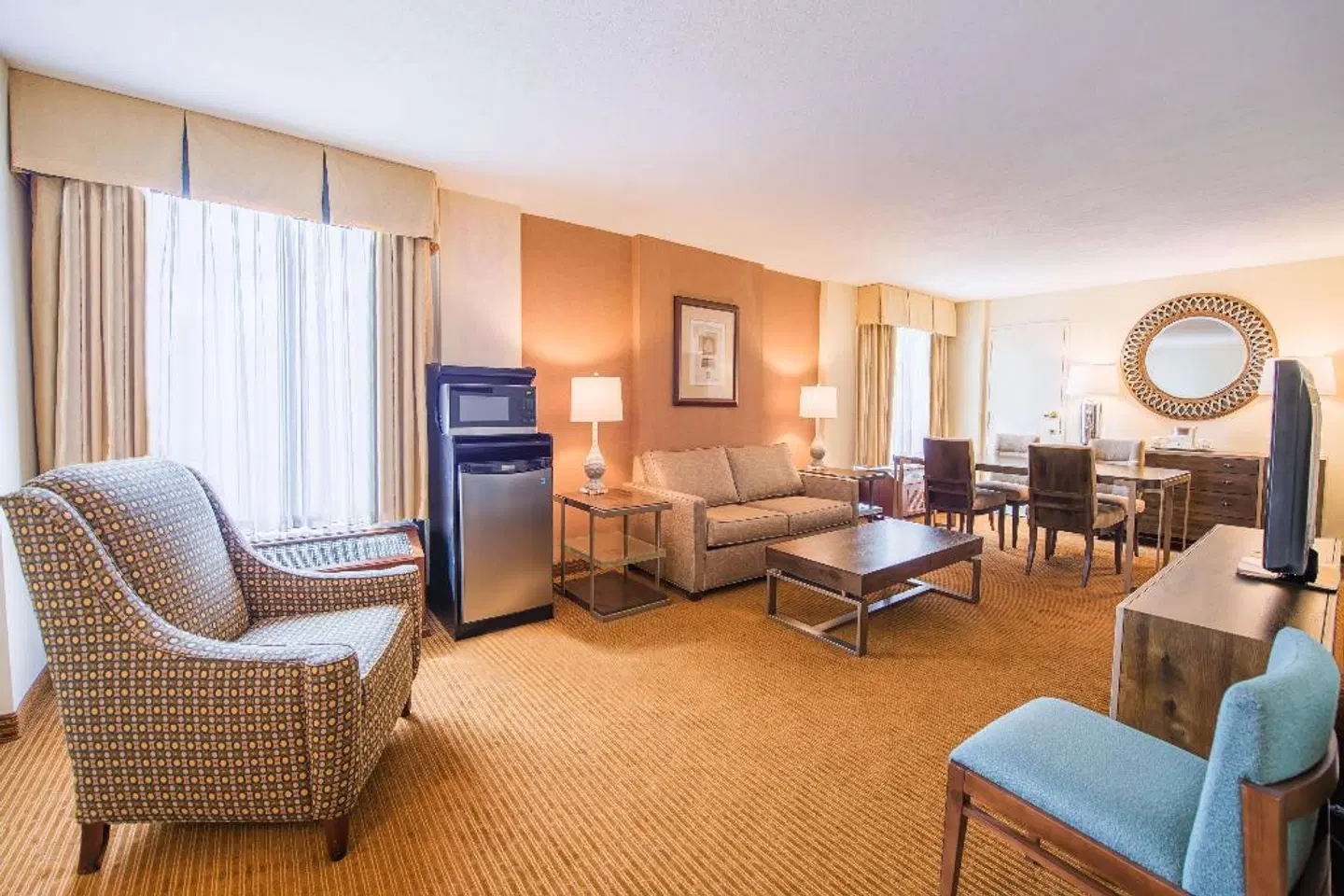 DoubleTree by Hilton Philadelphia Airport ROOM_EXAMPLE