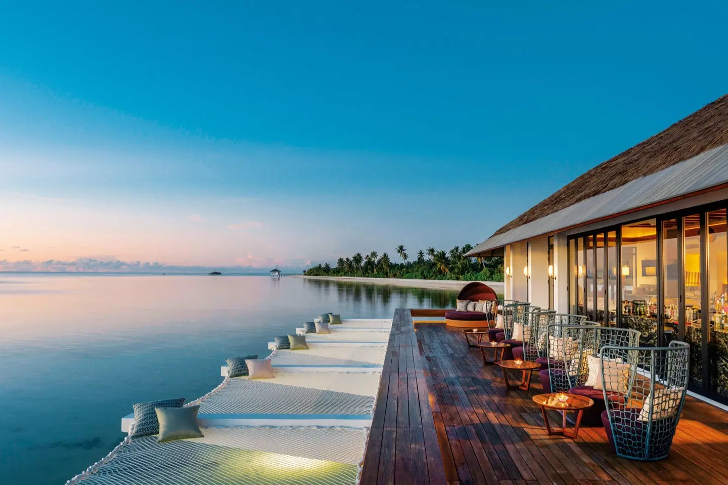 Pullman Maldives Maamutaa Resort Bar