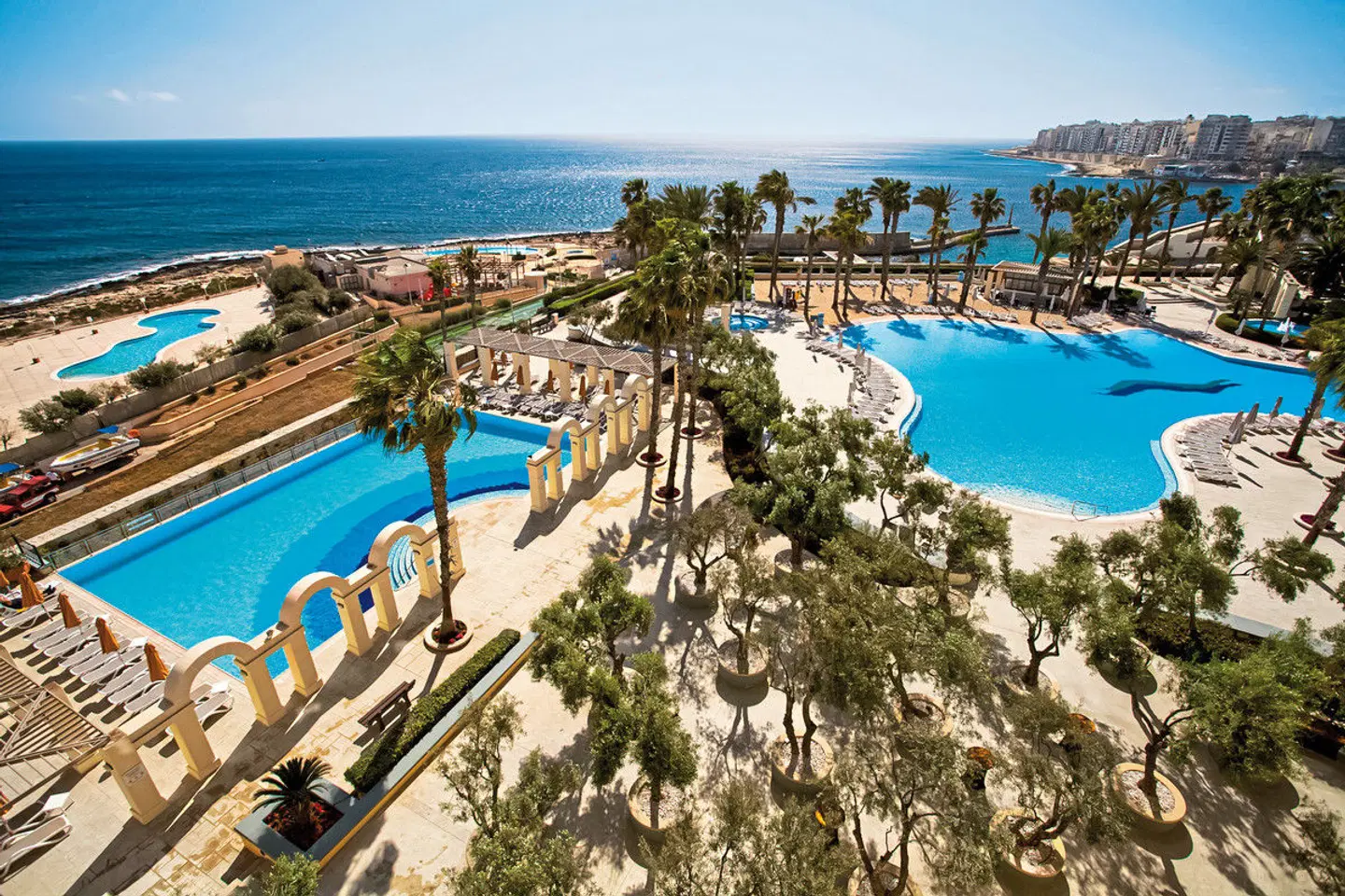 Hilton Malta EXTERIOR