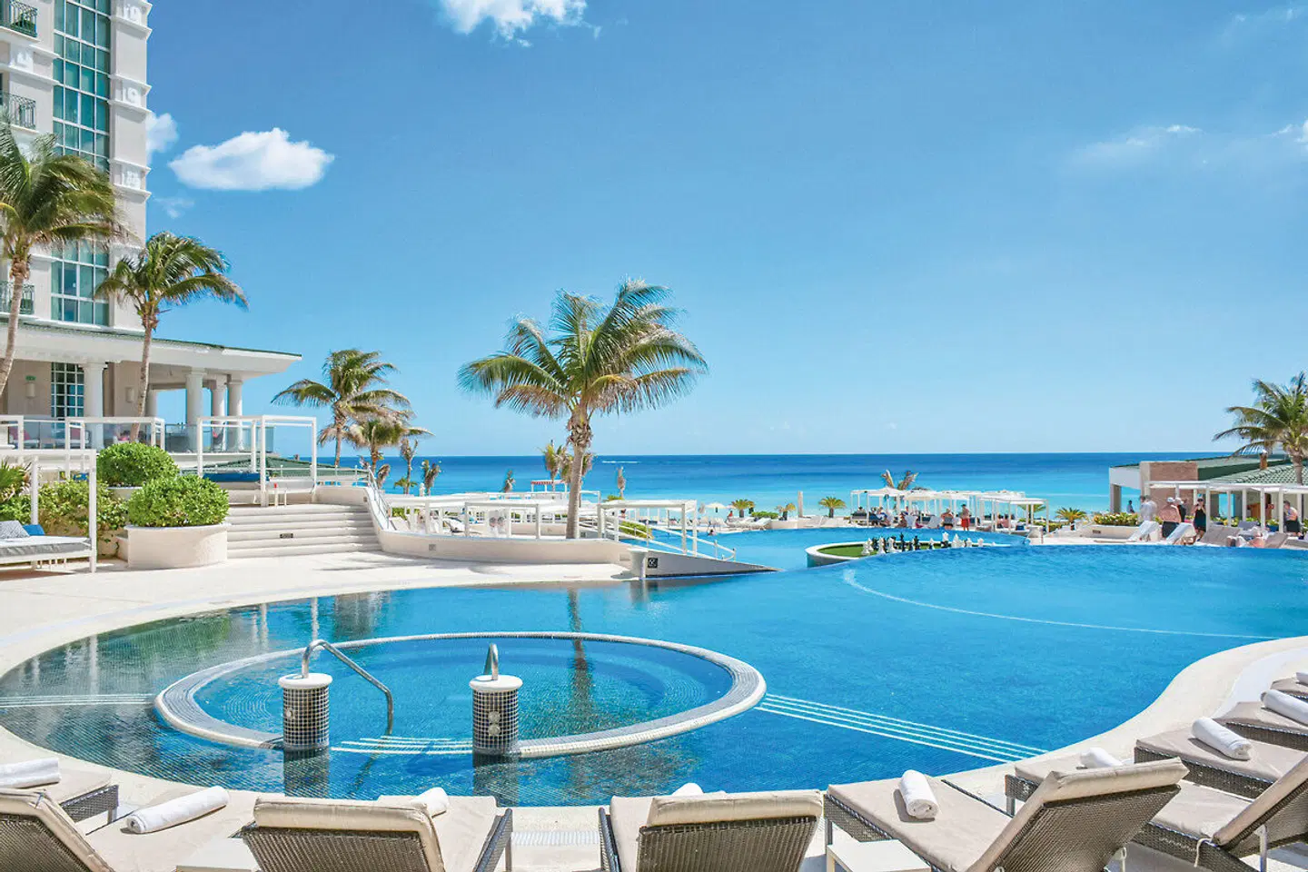 Sandos Cancun OUTDOOR_POOL