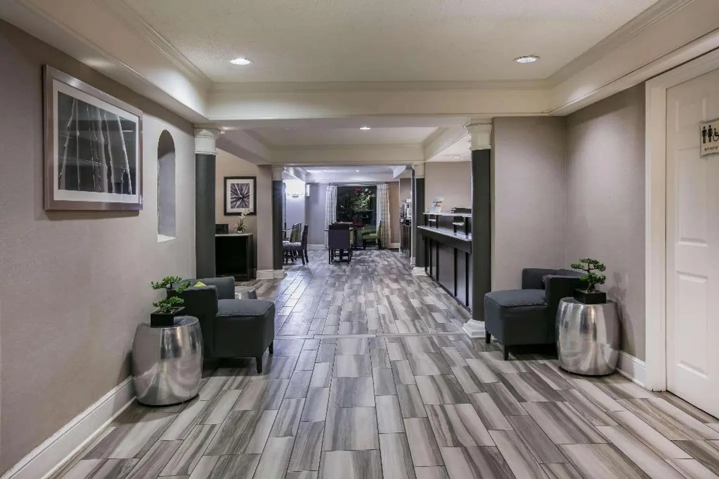 La Quinta Inn by Wyndham Dallas Uptown LOUNGE_LOBBY