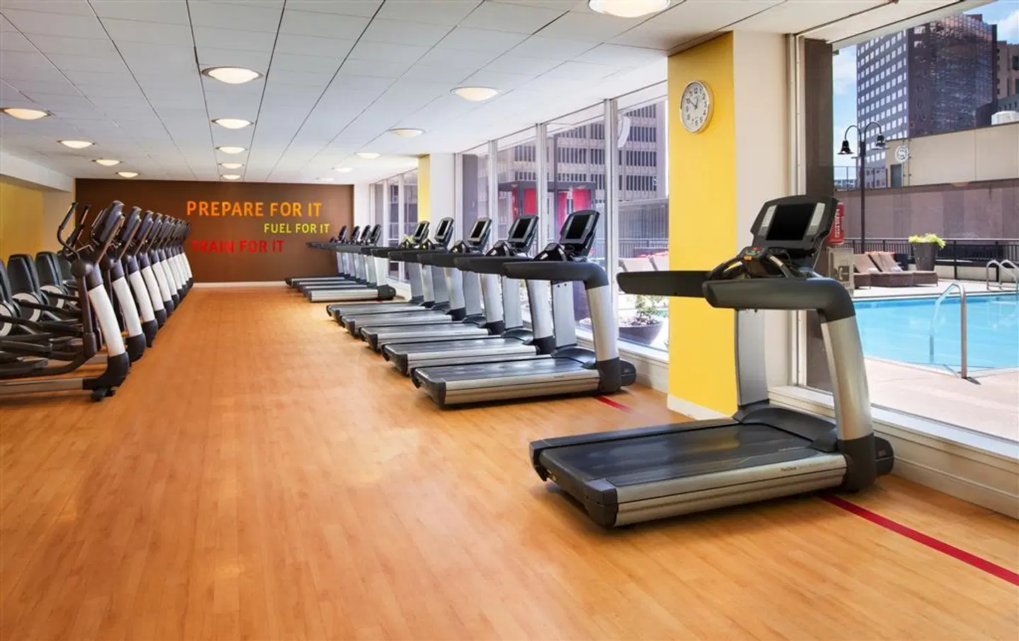 Sheraton Dallas SPORTS_AND_LEISURE