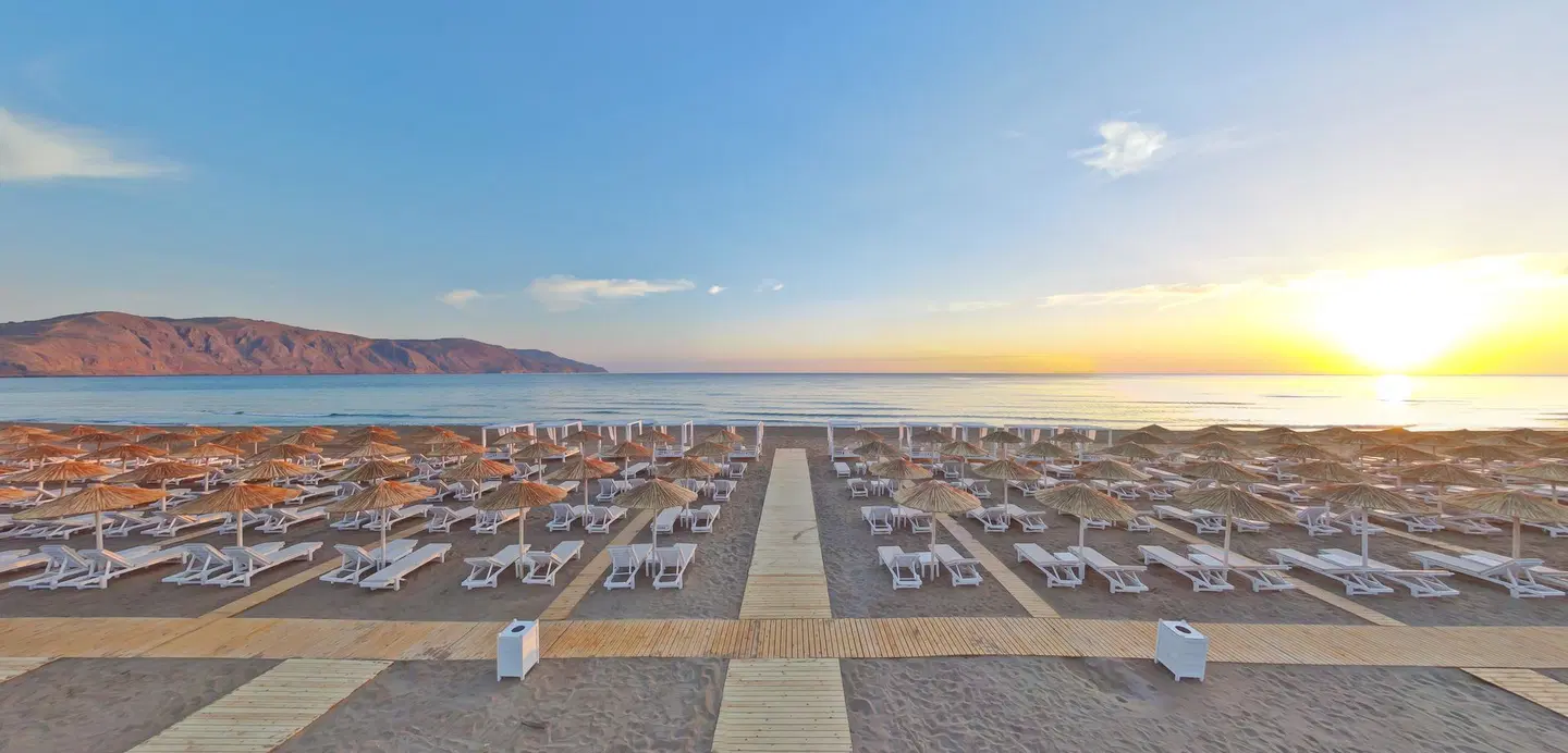 Anemos Luxury Grand Resort BEACH