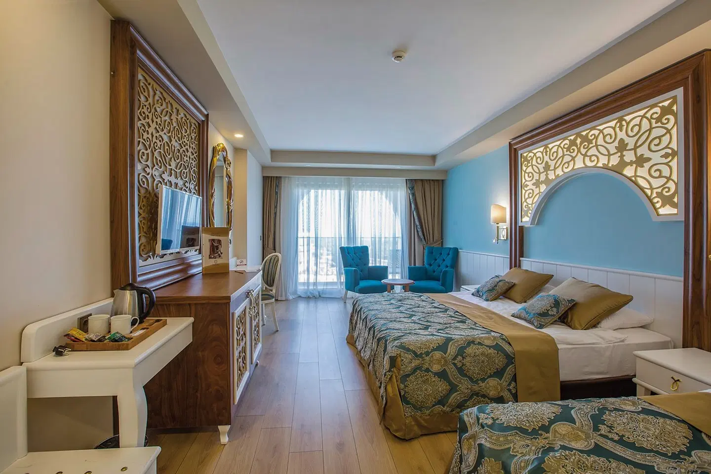 J'adore Deluxe Hotel & Spa ROOM_EXAMPLE