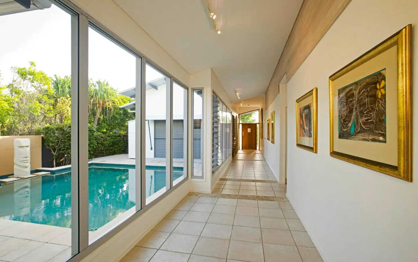 The Sebel Twin Waters Hallenbad