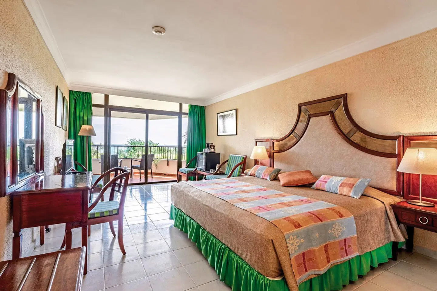 Los Cactus ROOM_EXAMPLE